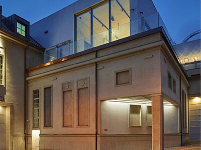 Kunsthalle Praha, střešní nástavba, pohled od Bruských kasáren