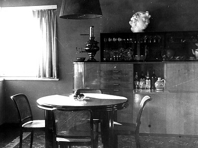 Lubomír Šlapeta: obytný dům dr. Kousalíka s vlastním bytem architekta, včetně bytového zařízení a pianina, Olomouc, 1936–1937 (foto: archiv a Robert Smetana) 