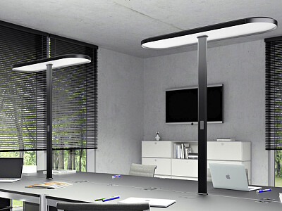Obr. 5 – Belux – Kido, design Kristof Pycke 2024, LED 2 × 90 W, 11 200 lm, přímé a nepřímé osvětlení individuálně ovladatelné, 3 000 a 4 000 K, CRI 80, rodina svítidel – vedle stolního i stojanové a závěsné; výška nad pracovní deskou stolu 123 cm, délka c